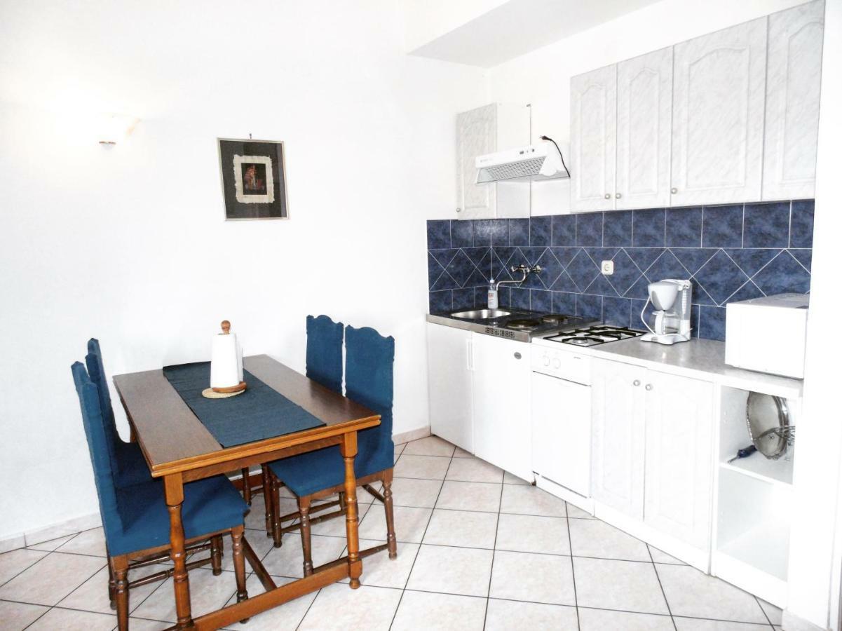 P&D Apartments Fažana Екстериор снимка